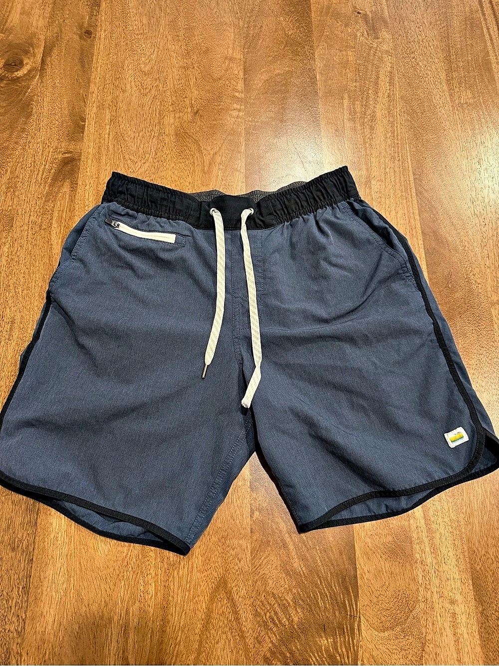 Vuori Banks Short Athletic Shorts Blue Small